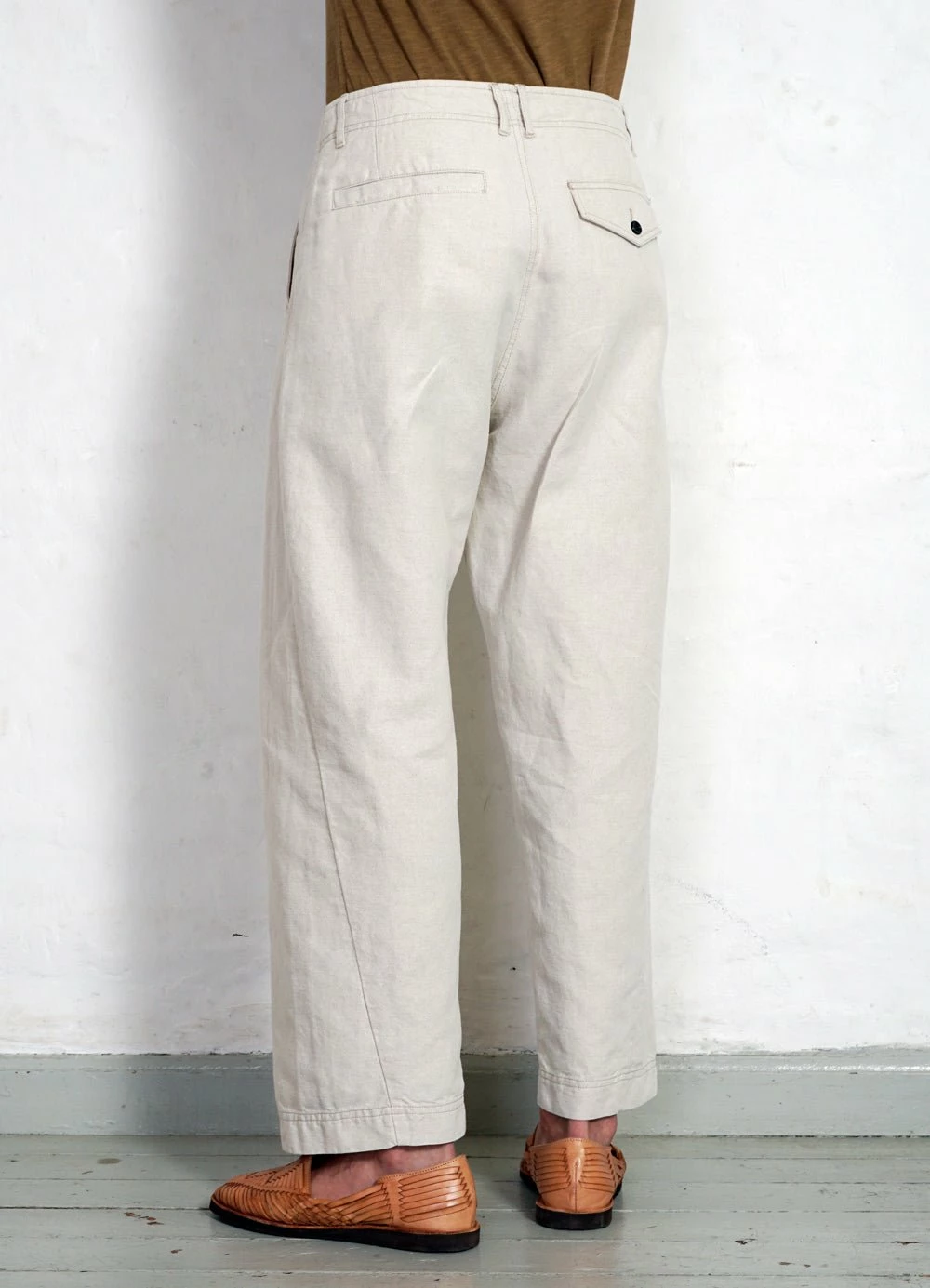 HANSEN GARMENTS BOBBY | Super Wide Pleated Trousers | Flax Nature - Image 4
