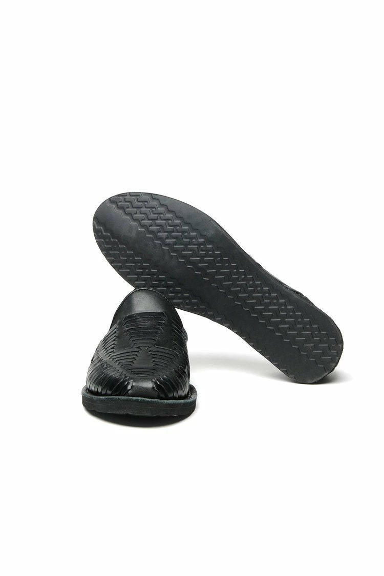 Chamula Cancun Leather Huarache | Slip On Vegetable Tanned Sandals | Black - Image 5