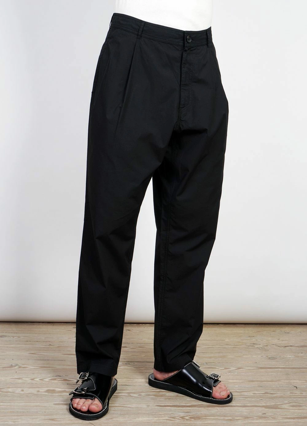 HANSEN GARMENTS EIGIL | Light Wide Cut Summer Trousers | Black - Image 6