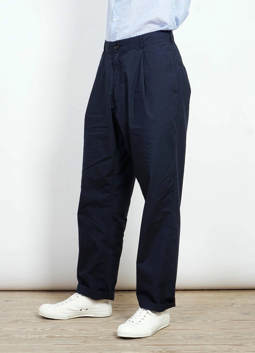 HANSEN GARMENTS EIGIL | Light Wide Cut Summer Trousers | Navy - Image 4