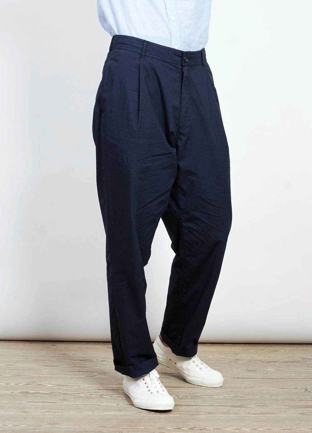 HANSEN GARMENTS EIGIL | Light Wide Cut Summer Trousers | Navy - Image 3