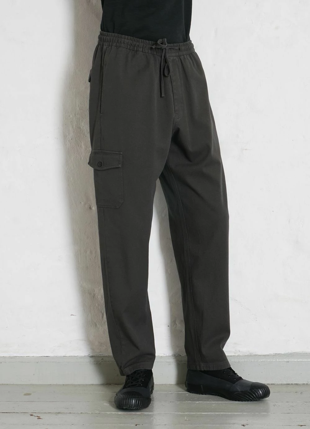 HANSEN GARMENTS JIMMY | Casual Cargo Drawstring Pants | Dark Forest - Image 2